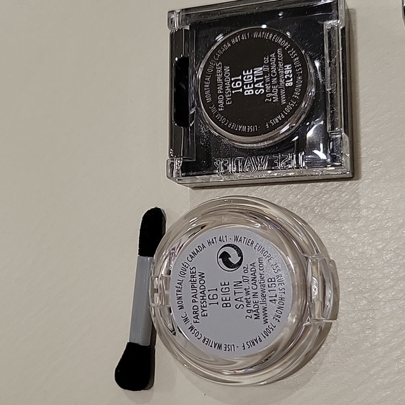 Lise watier single eye shadow  161 beige satin - Picture 5 of 7